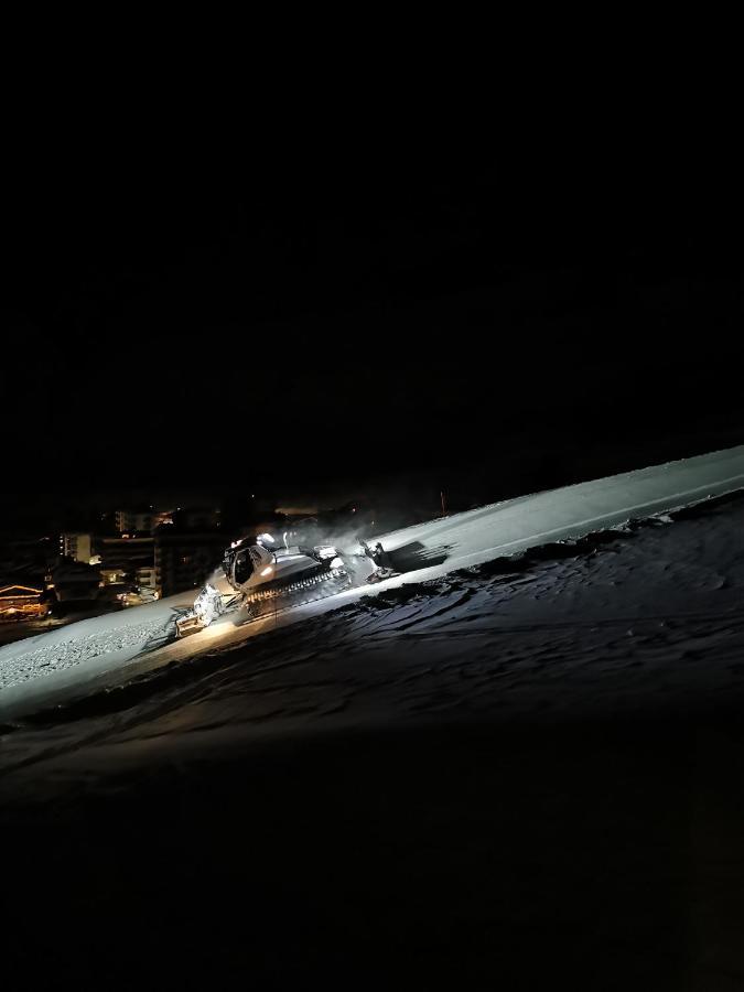 Home On Slopes, The Slope N°3 Is Under The Balcony! Breuil-Cervinia Exterior photo